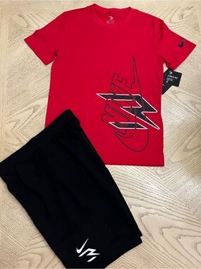 *NWT* Boys Nike 3BRAND Short Sleeve Tee & Short Size M
